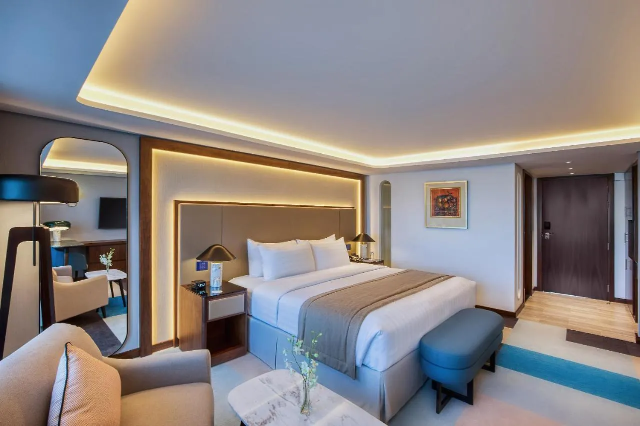 Queen Elizabeth 2 Hotel Dubai