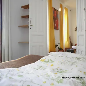 Ananda's Mundo , Orgiva Spain