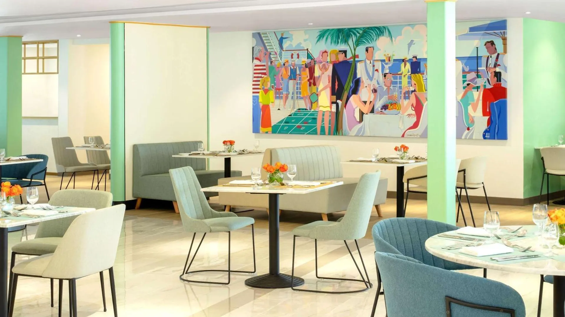 Queen Elizabeth 2 Hotel Dubai