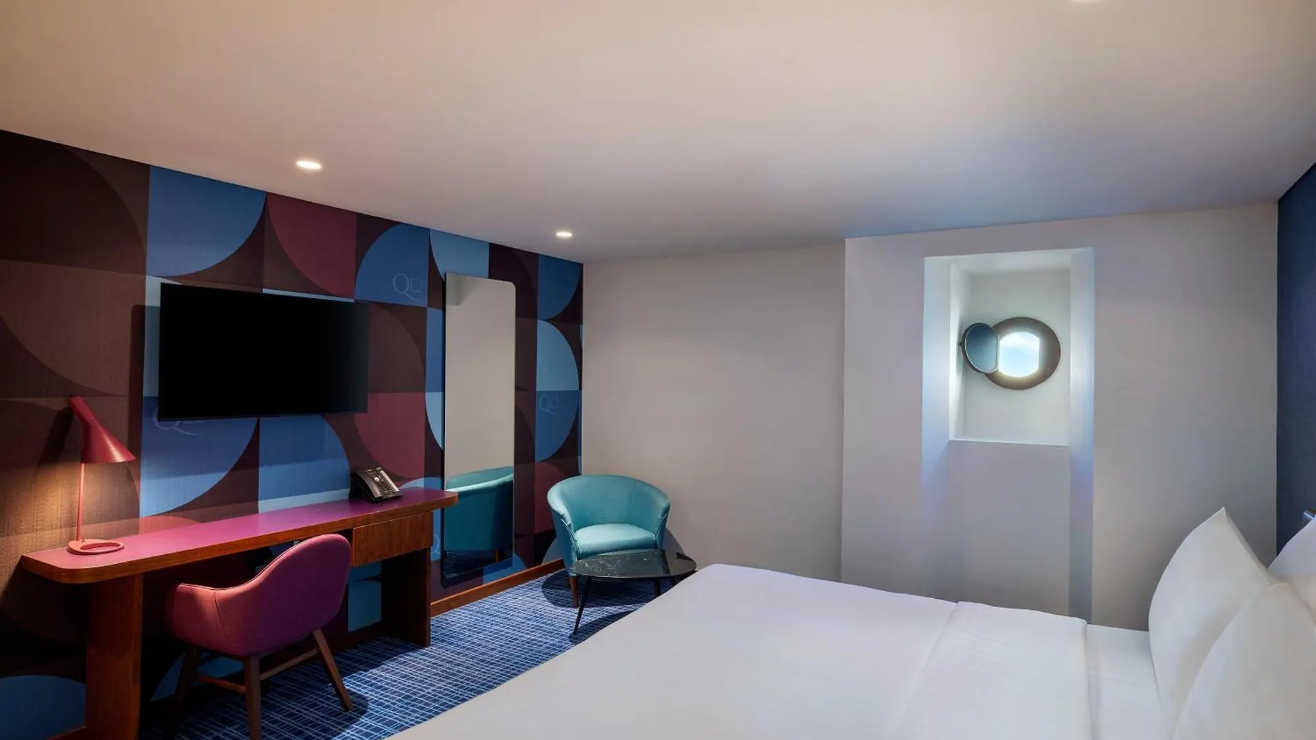 Queen Elizabeth 2 Hotel Dubai 4*,  United Arab Emirates